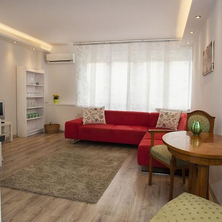 Ilona 2 Bedrooms Apartment In The Center Budapešť Exteriér fotografie